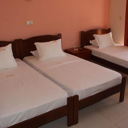 Restaurante Residencial Nova Cidade Porto Novo Zewnętrze zdjęcie