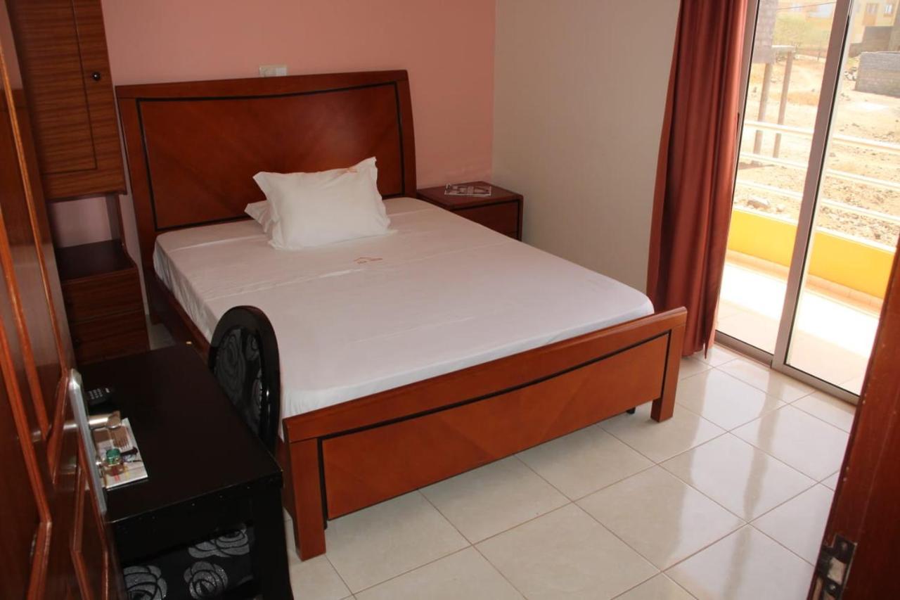 Restaurante Residencial Nova Cidade Porto Novo Zewnętrze zdjęcie