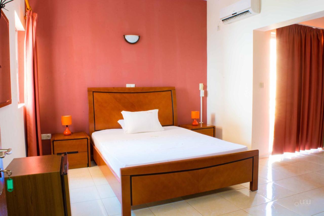 Restaurante Residencial Nova Cidade Porto Novo Zewnętrze zdjęcie